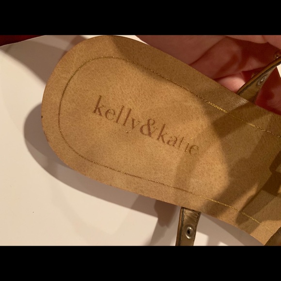 Kelly & Katie Brown Sandals with Gold Accents - Picture 6 of 6